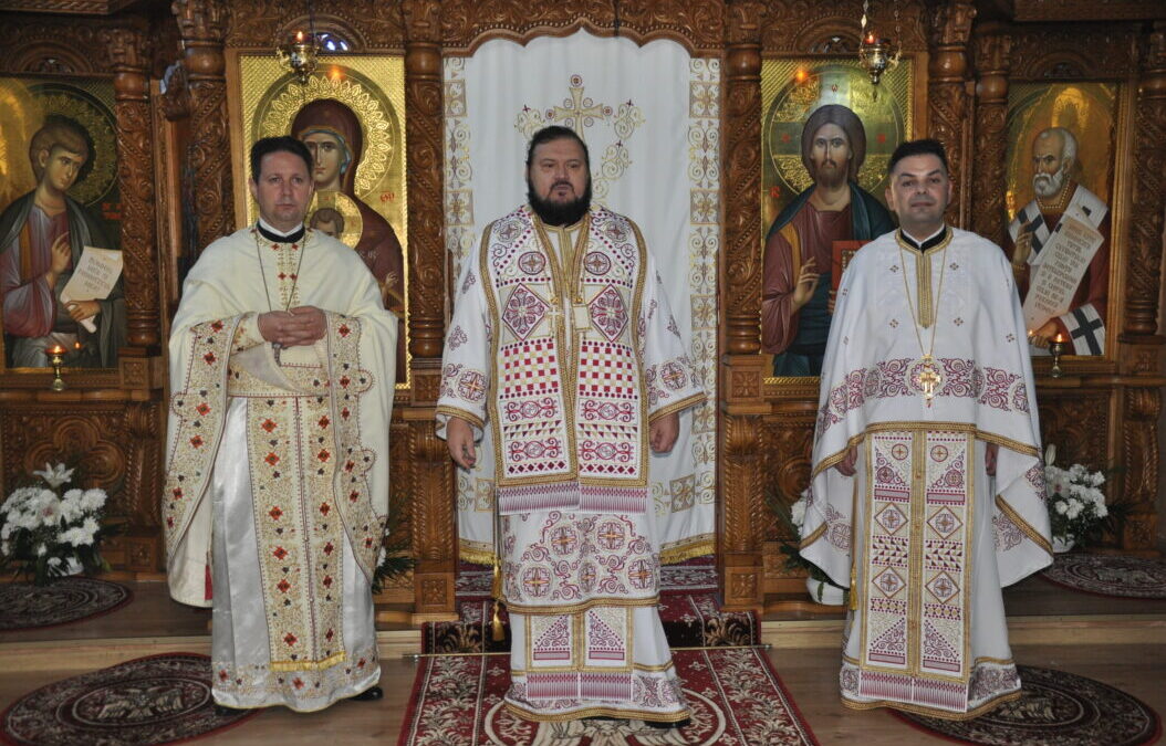 Zi de sărbătoare la biserica cu hramurile „Sfântul Apostol Toma” și „Sfântul Ierarh Nicolae” din Zalău