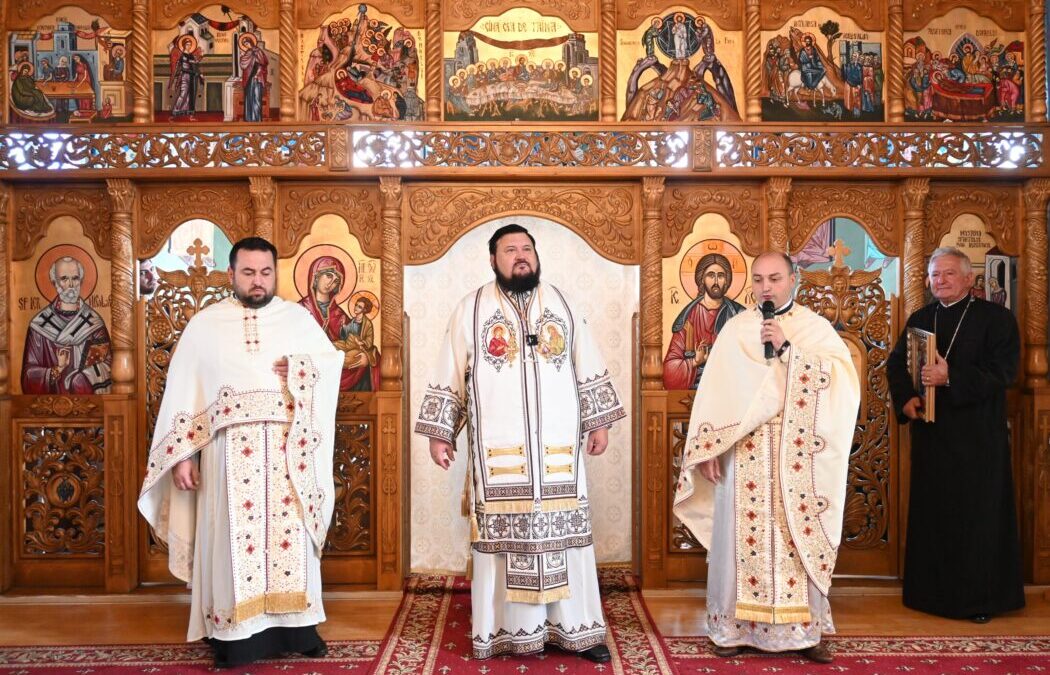 Liturghie Arhierească în Parohia Sărmășag