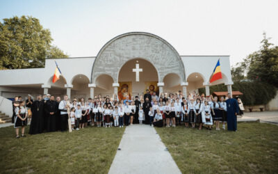 Peste 200 de copii, la ediția a III-a a Festivalului de Pricesne și Cântece Patriotice din Zalău
