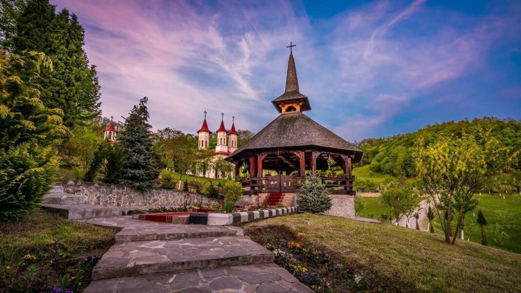 Manastirea Strâmba - Sălaj