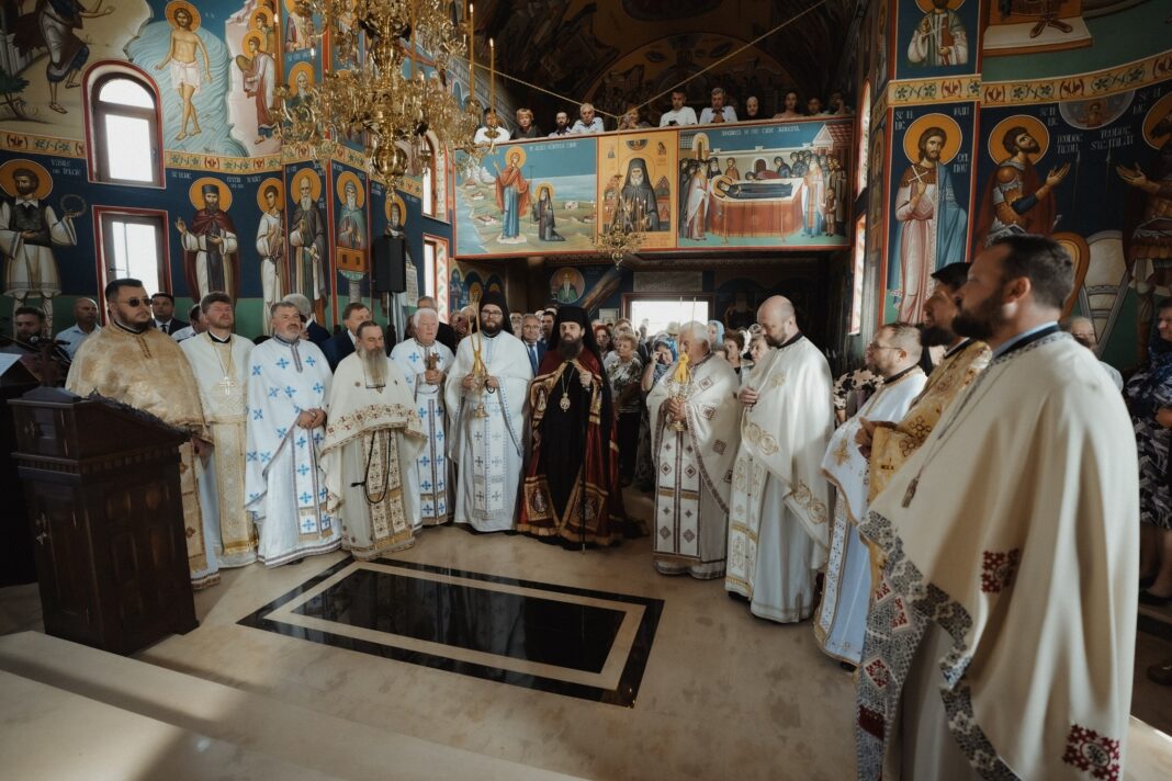 Hramul Mănăstirii Pantocrator din Beclean