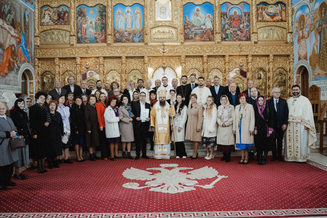 Corul „Lumină Lină” al Catedralei Episcopale din Zalău a sărbătorit 21 de ani de slujire prin cântare