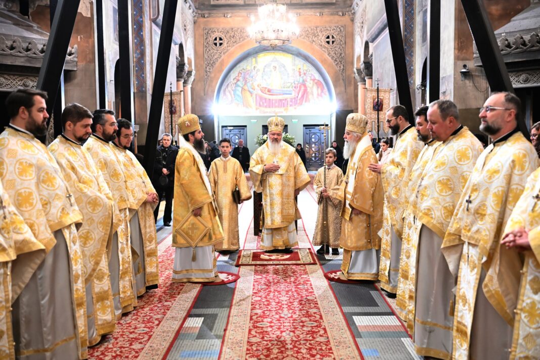 Mitropolitul Andrei a aniversat 77 de ani de viață prin rugăciune, la Catedrala Mitropolitană din Cluj-Napoca