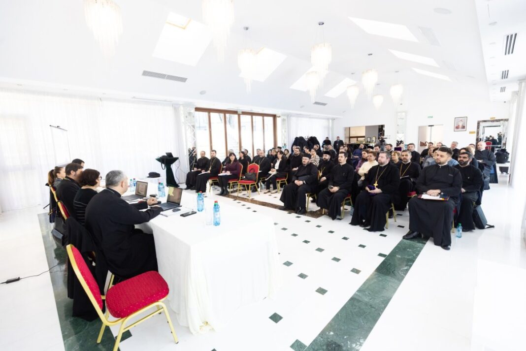 intalnire-a-responsabililor-cu-gestionarea-resurselor-umane-din-eparhii