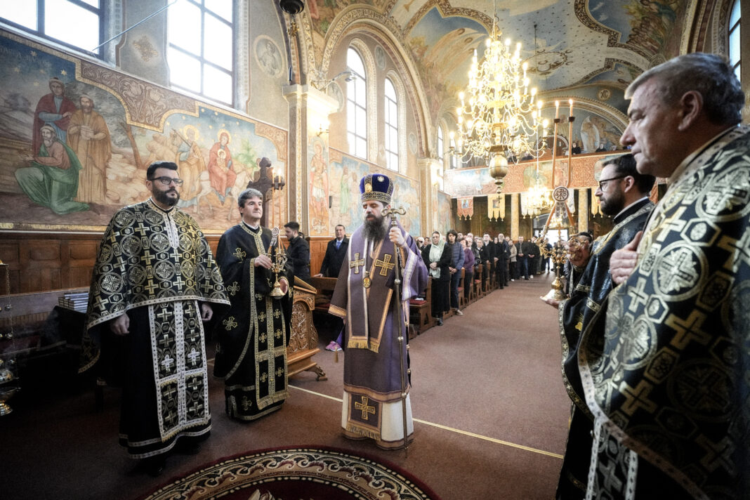 Liturghia Darurilor mai înainte sfințite la Biserica „Intrarea în biserică a Maicii Domnului” din Șimleu Silvaniei