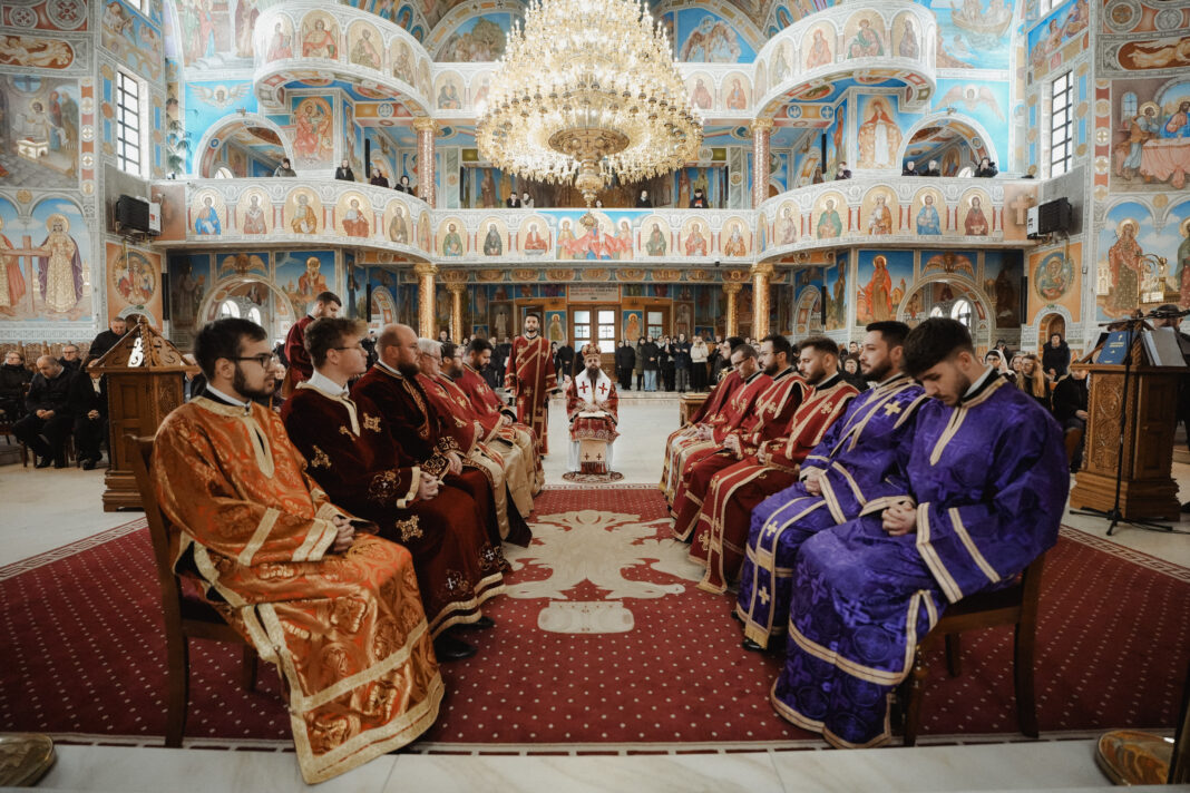 Slujba din Joia Mare și rânduiala spălării picioarelor, la Catedrala Episcopală din Zalău