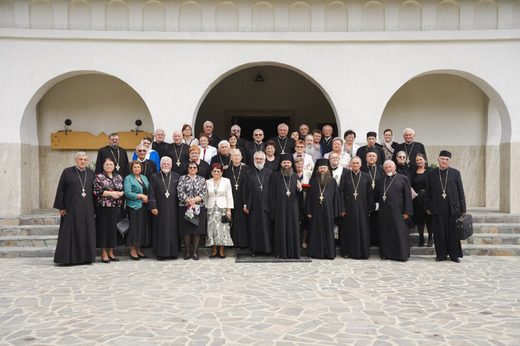Mănăstirea Bobota a găzduit întâlnirea preoților pensionari din Episcopia Sălajului