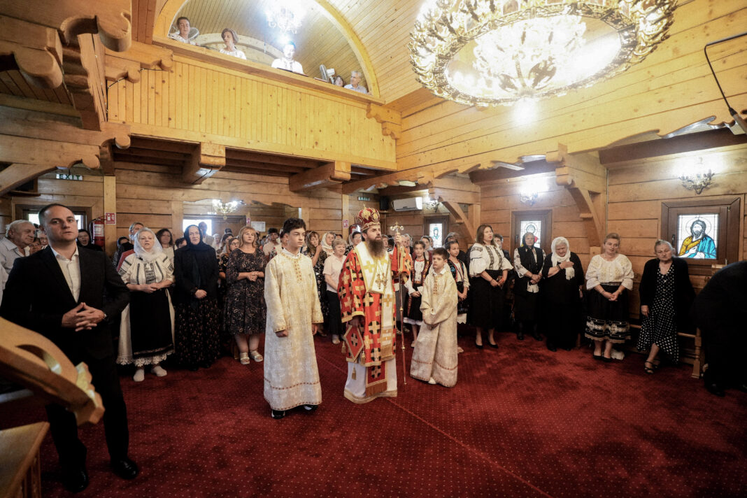 Liturghie arhierească la hramul bisericii Spitalului Orășenesc din Șimleu Silvaniei