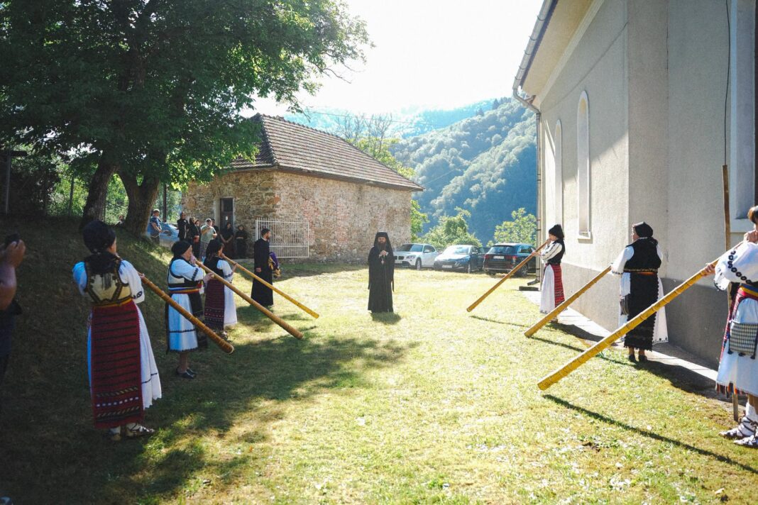 Mesajul Preasfințitului Părinte Benedict cu prilejul Zilei Munților Apuseni